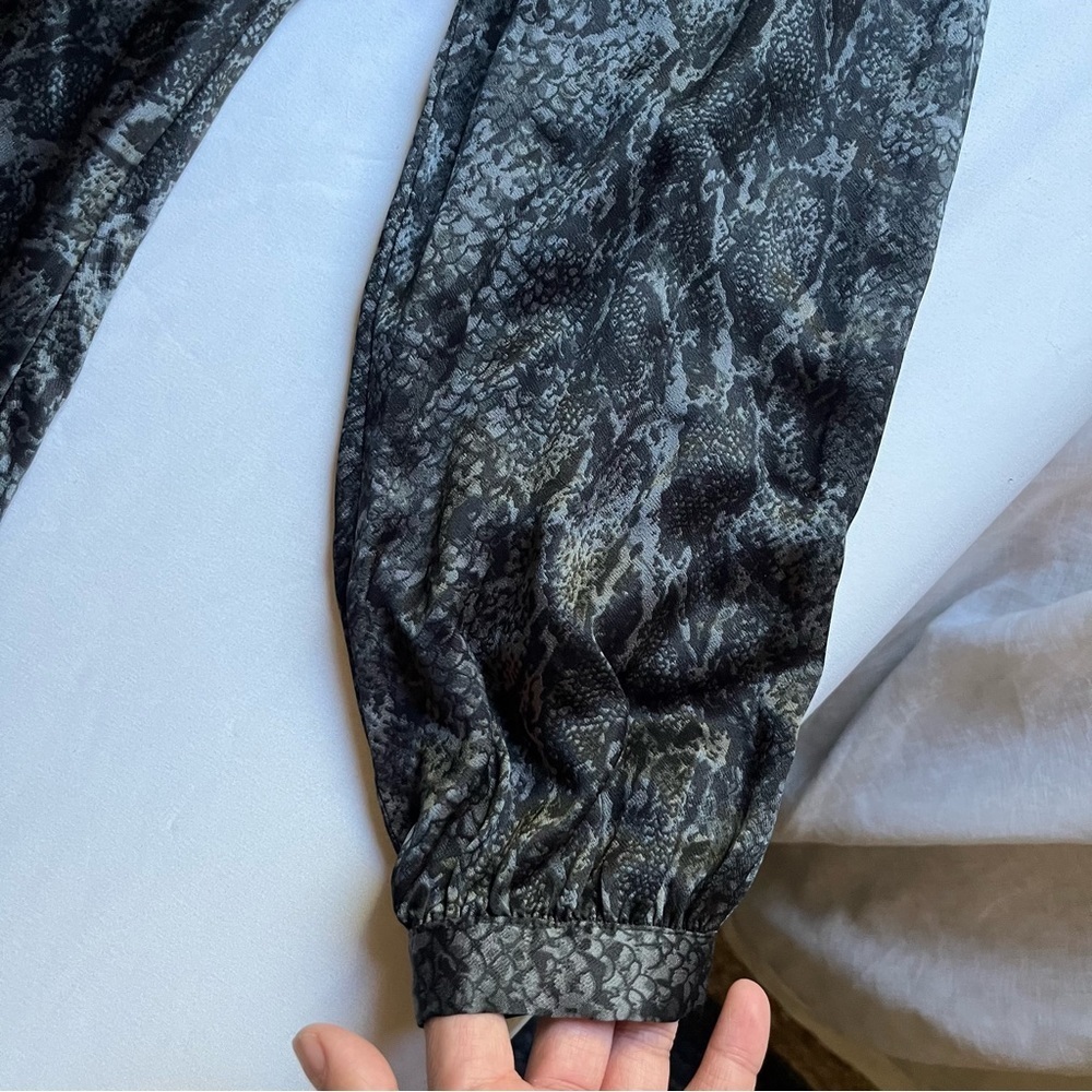 Rails Black Python Snake Print Satin Vneck Long P… - image 4